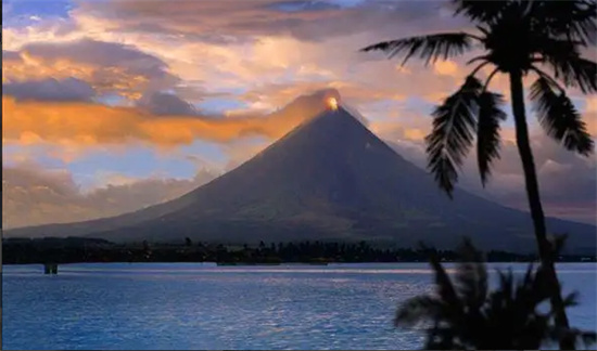 菲律宾火山岛