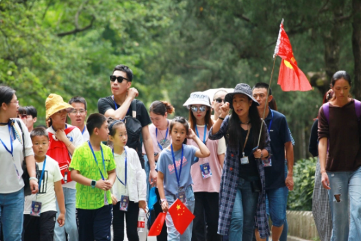 找个菲律宾导游怎么找(需要多少人民币)