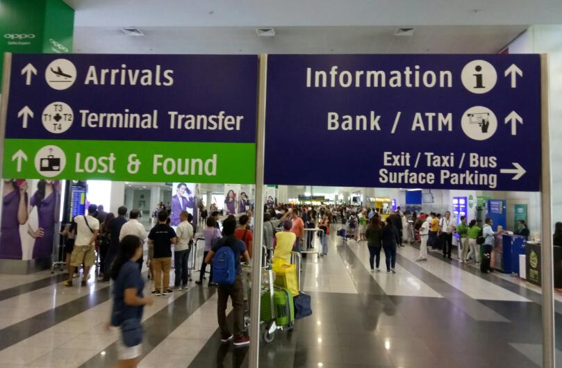 菲律宾机场恢复入境